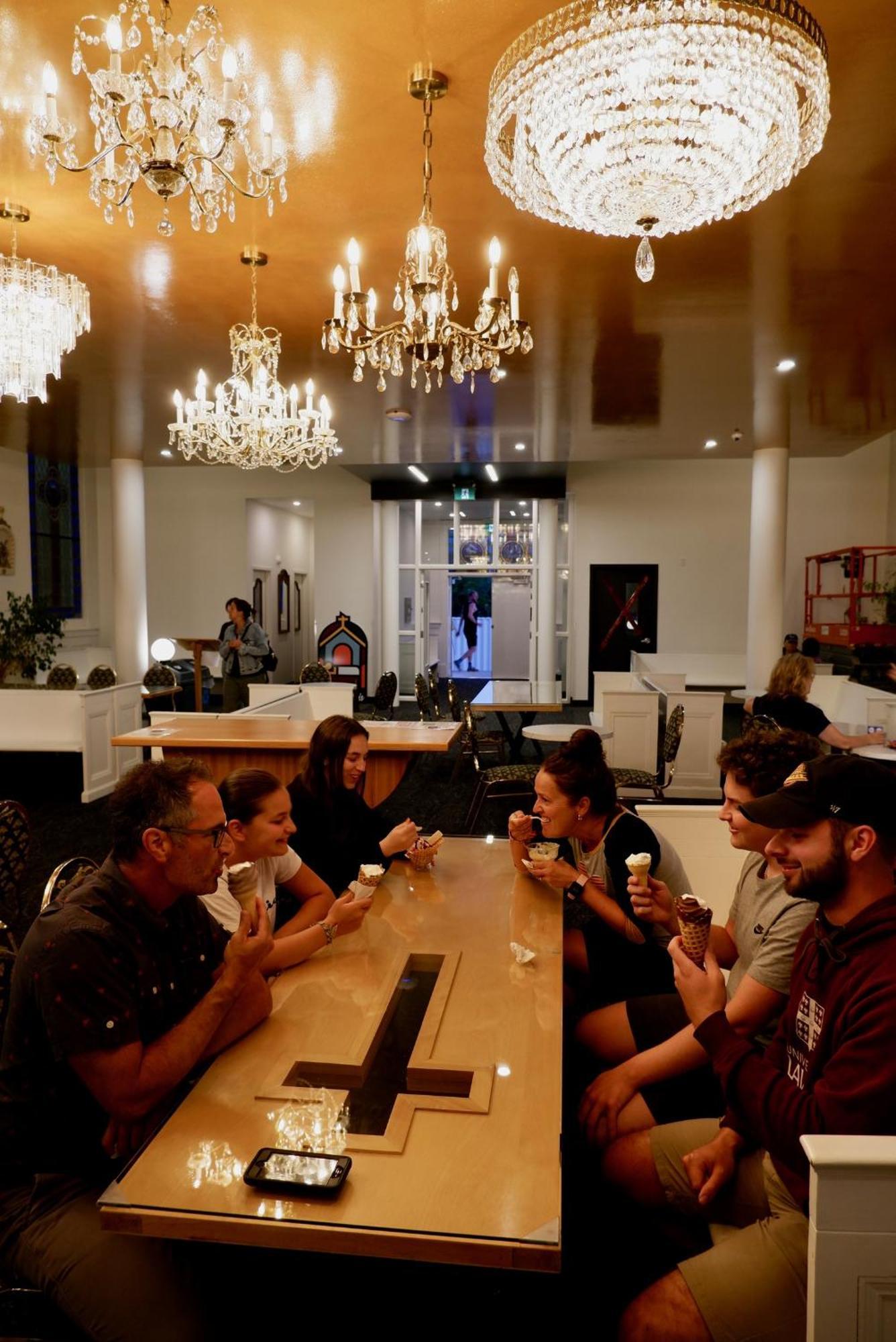 Le Saint-Creme Hotel Alma Luaran gambar